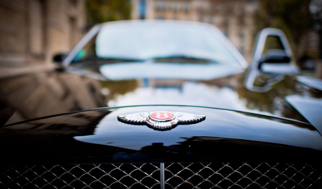 Bentley noire mariage