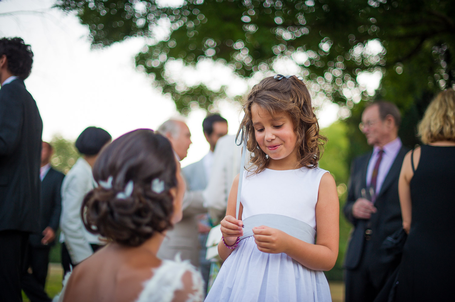 mariée et petite fille