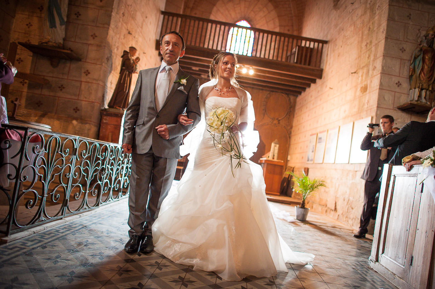 mariage église hanches