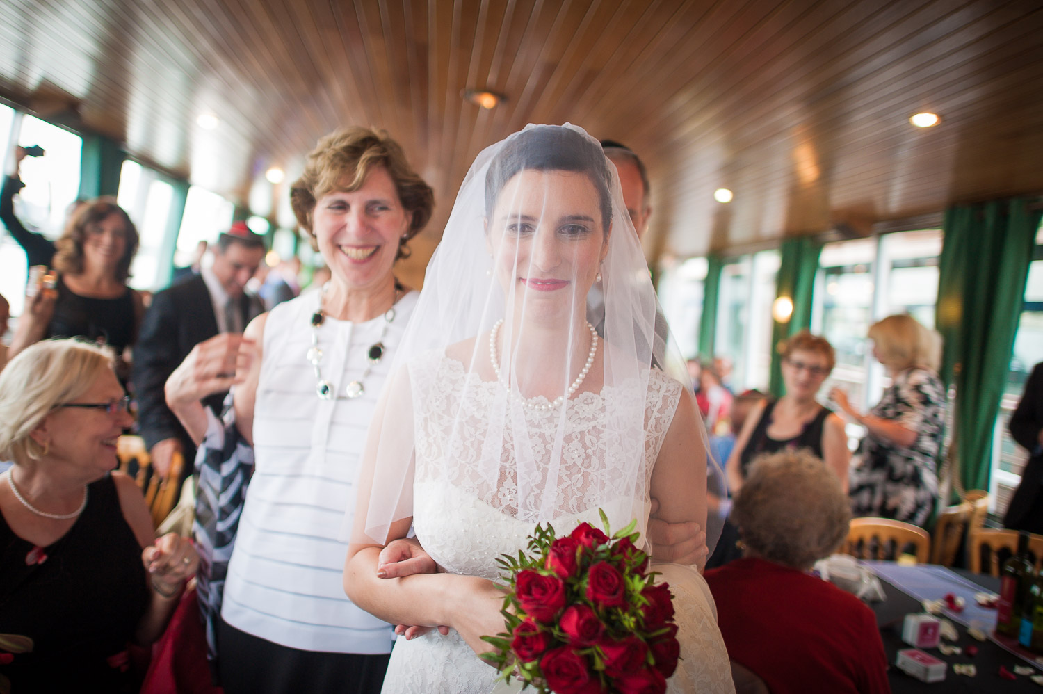 entrée mariée mariage juif